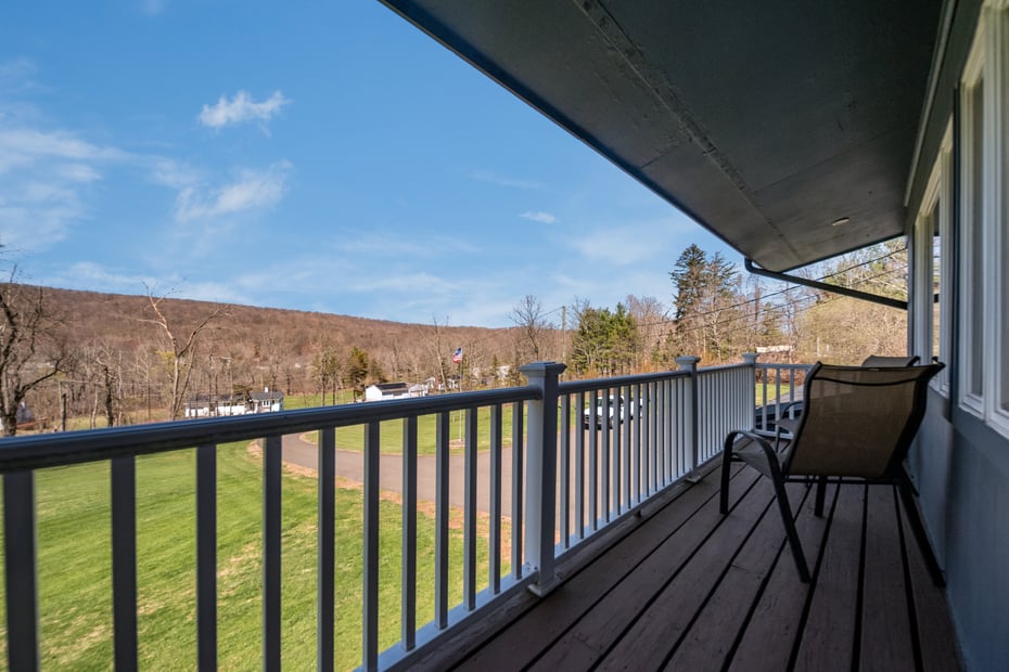 408-r Stage Coach Road Photo 10