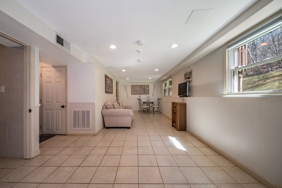 408-r Stage Coach Road Photo 22