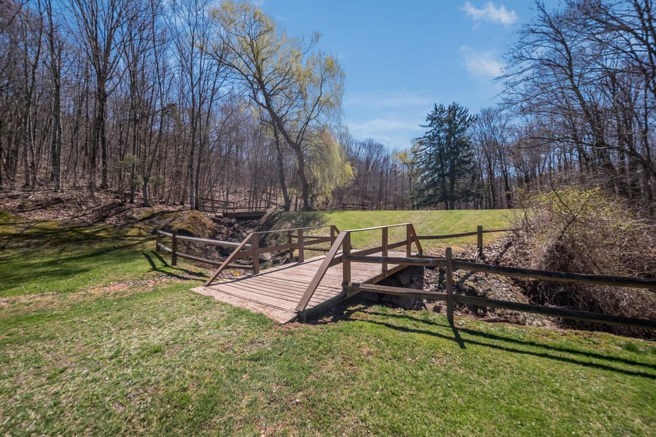 408-r Stage Coach Road Photo 33