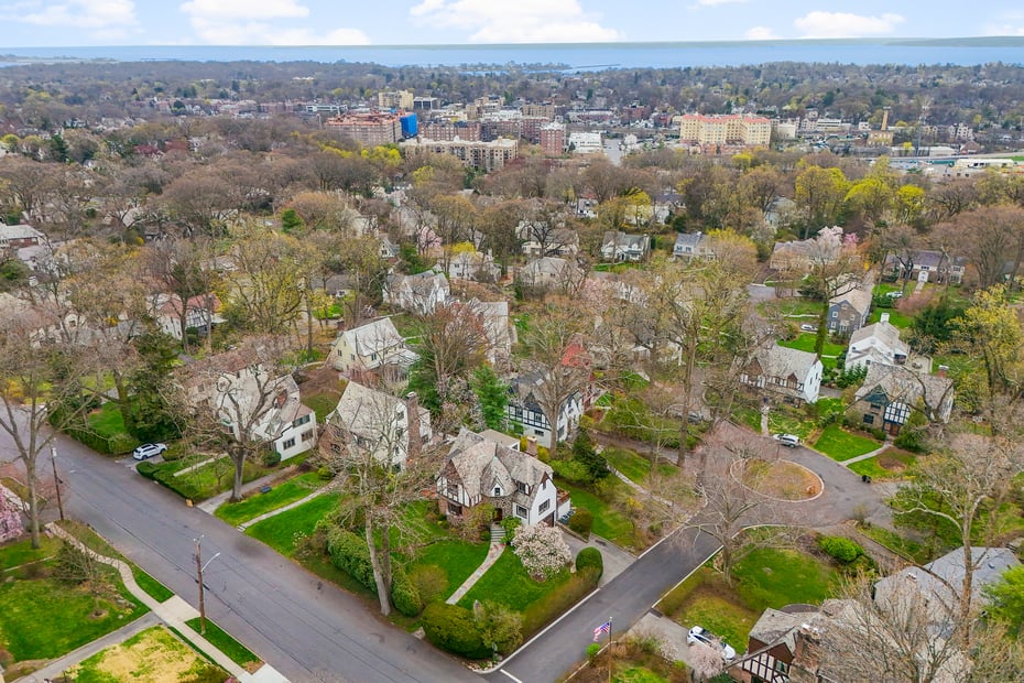 79 Mountain Avenue Photo 46