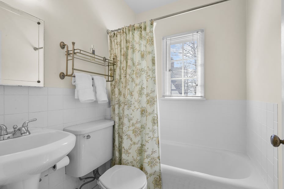 79 Mountain Avenue Photo 28