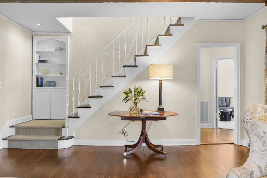 79 Mountain Avenue Photo 13