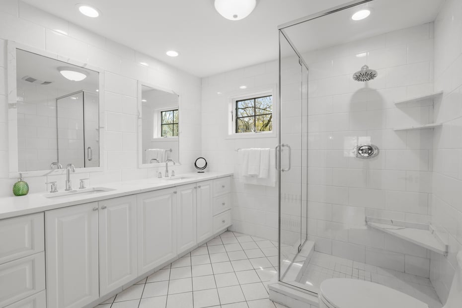 200 Larchmont Avenue Photo 23