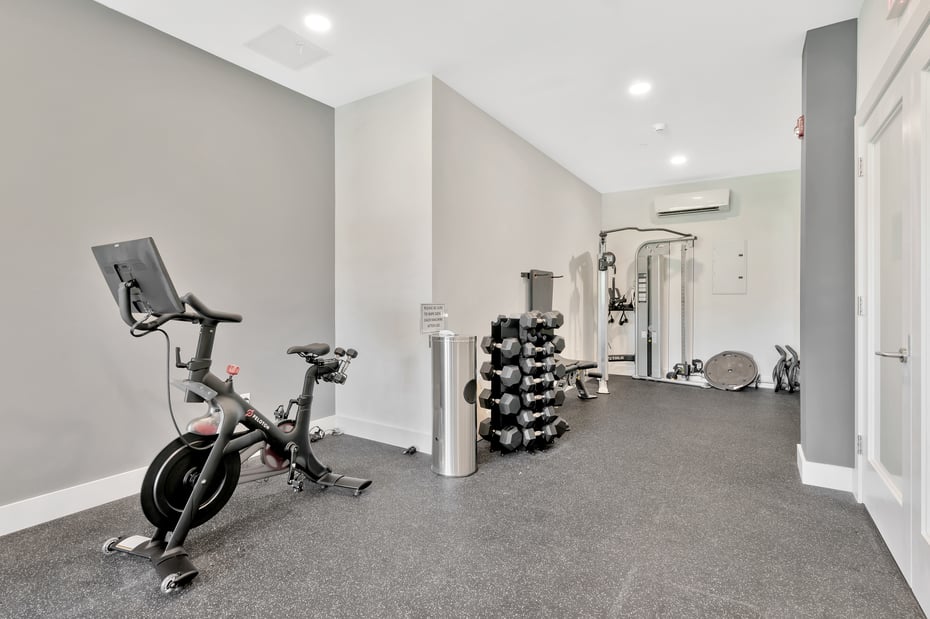 8 Boulevard W  #Penthouse 1 Photo 12