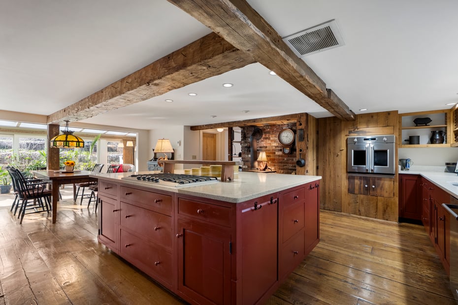 127 Steele Road Photo 7