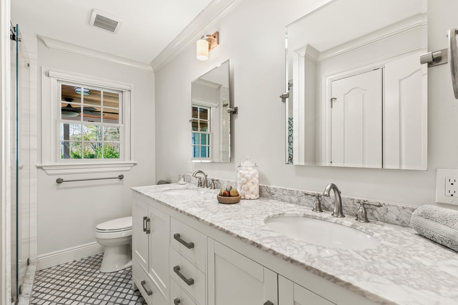 31 Garden Road Photo 15