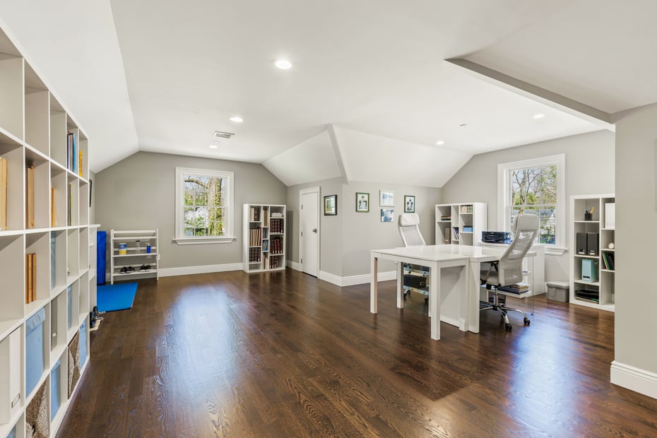 31 Garden Road Photo 23