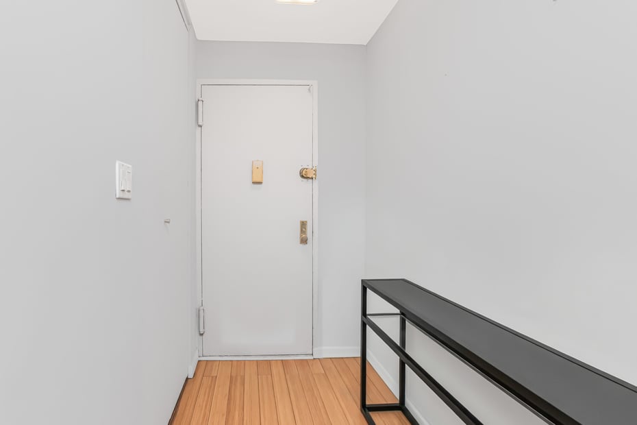 1874 Pelham Parkway S  #4A Photo 6