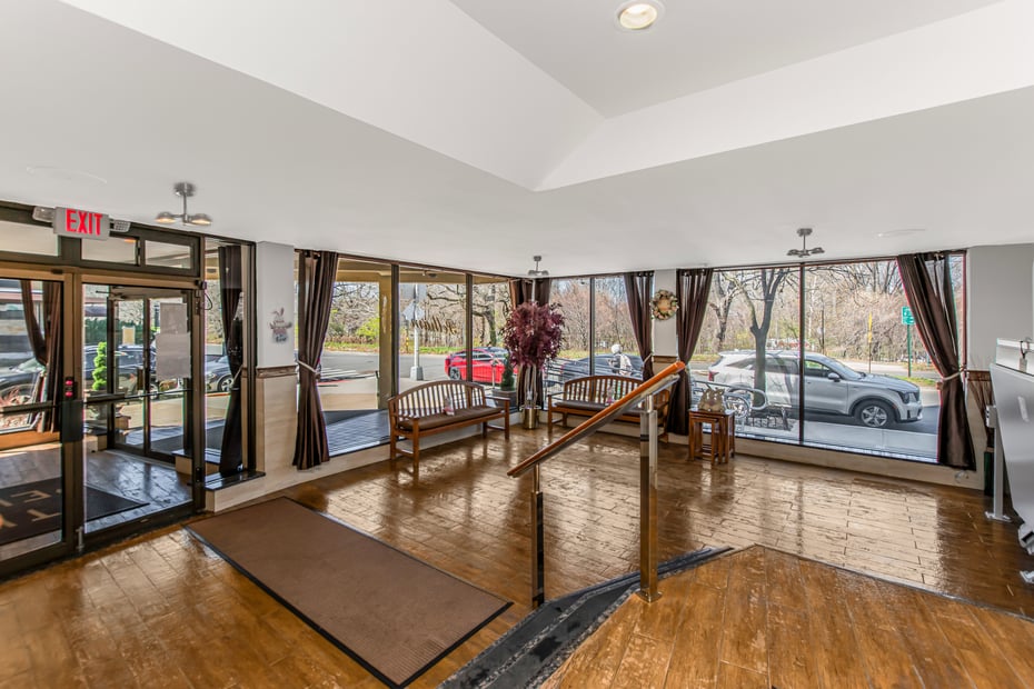 1874 Pelham Parkway S  #4A Photo 9