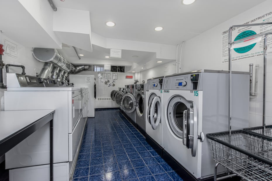 1874 Pelham Parkway S  #4A Photo 14