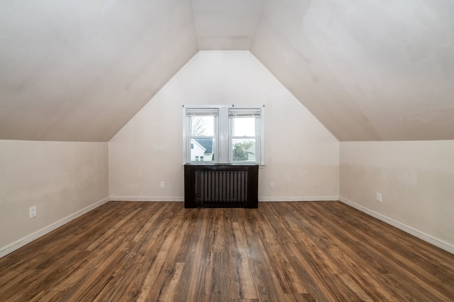 538 Jefferson Avenue Photo 8
