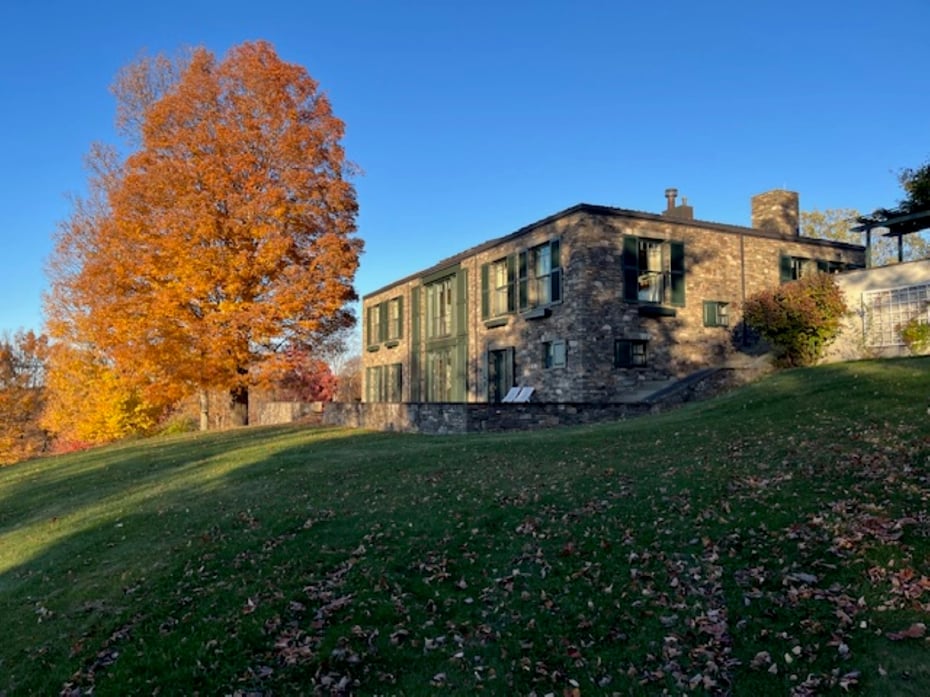 1135 Duell Road Photo 1