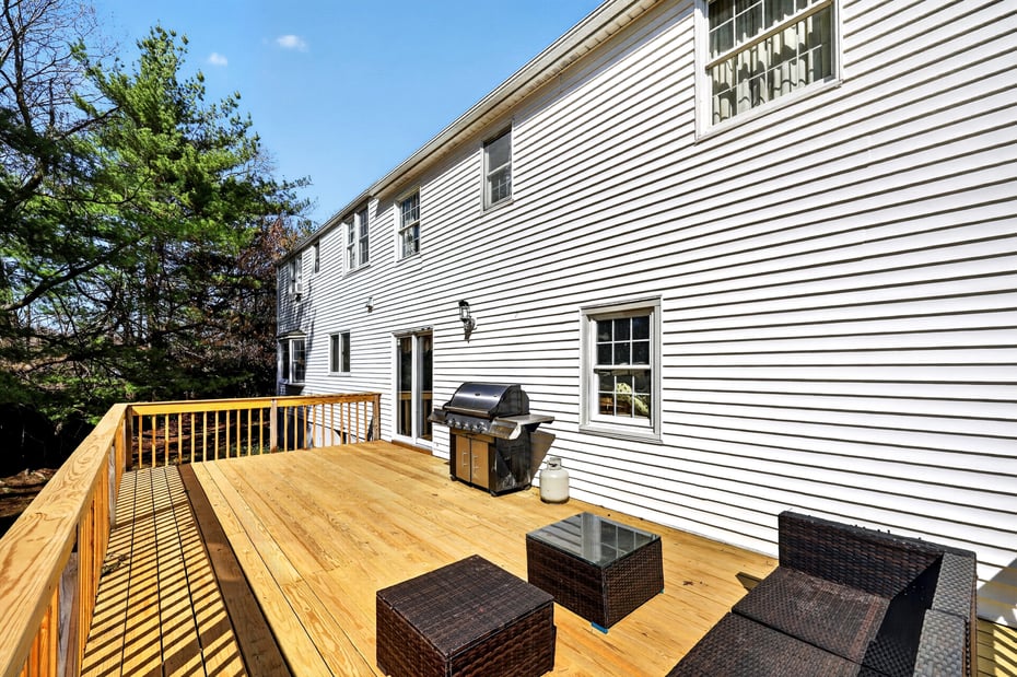 18 Taylor Road Photo 25