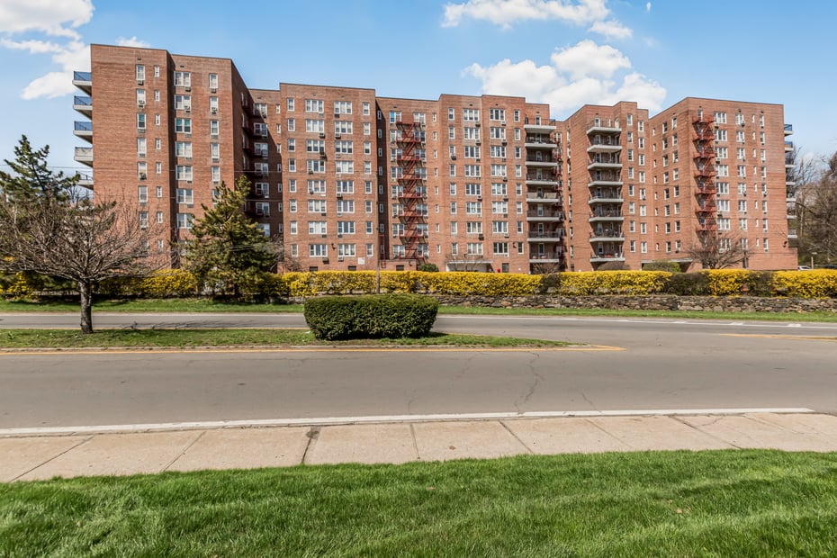 245 Rumsey Road  #5G Photo 9