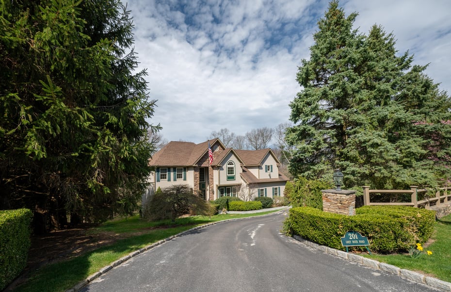 201 Grey Rock Road Photo 5