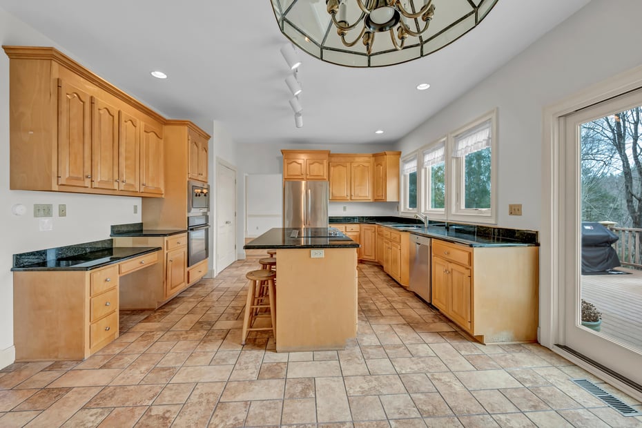 201 Grey Rock Road Photo 11