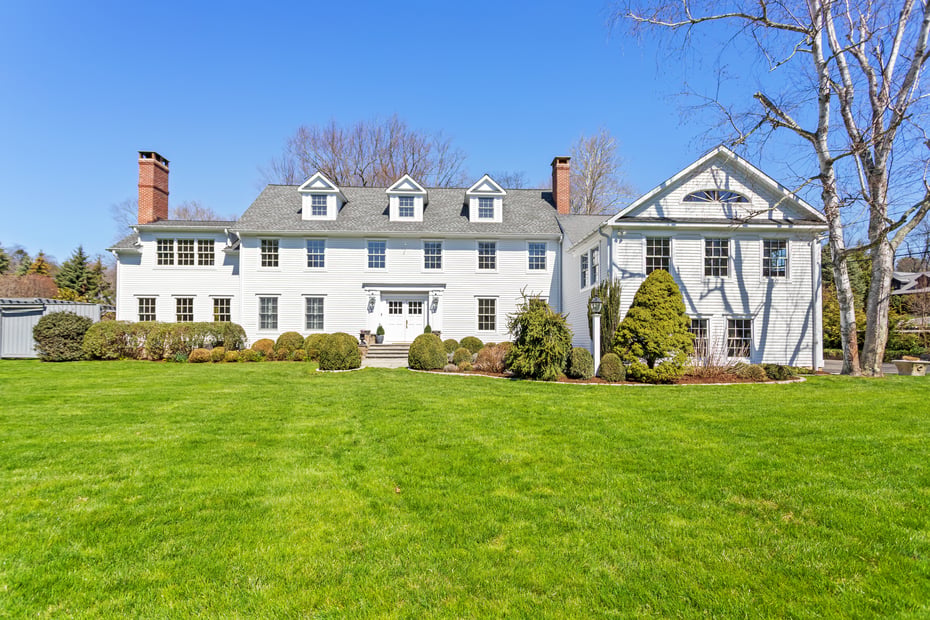119 Long Lots Road Photo 1