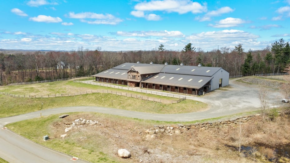 3 Break Maiden Lane Photo 1