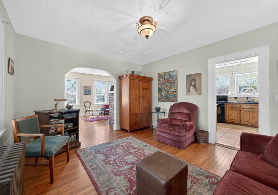 108 Summit Avenue Photo 9
