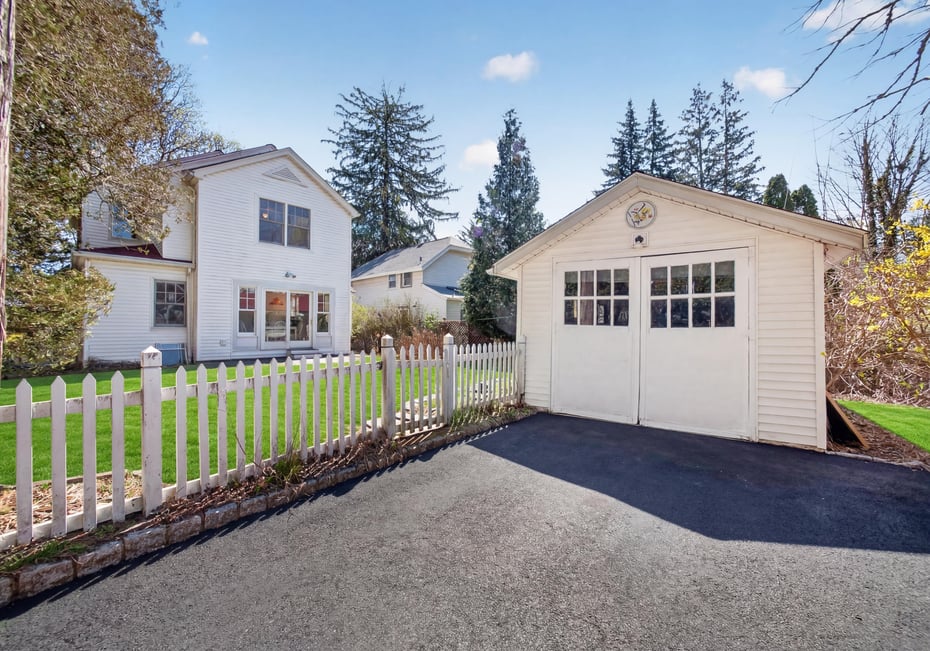 108 Summit Avenue Photo 36