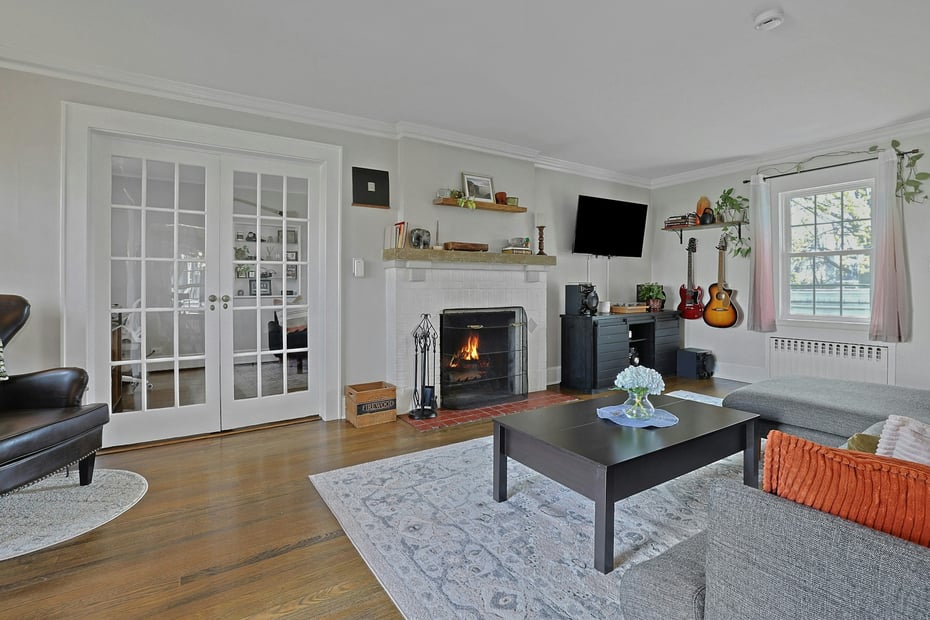 18 Austin Place Photo 3