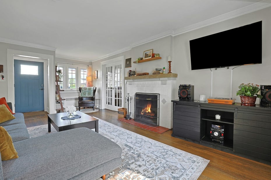 18 Austin Place Photo 4