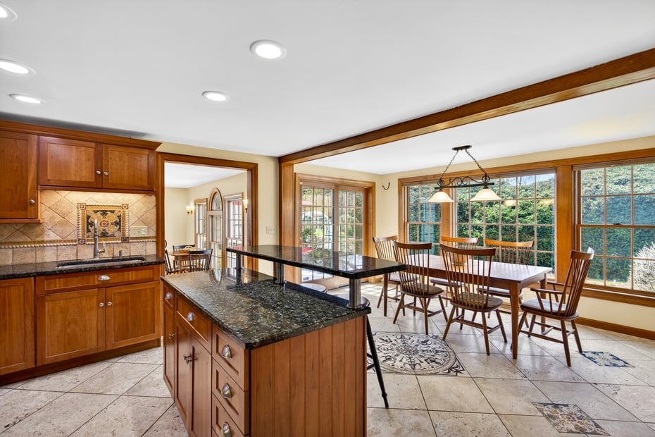 104 Scotland Road Photo 12