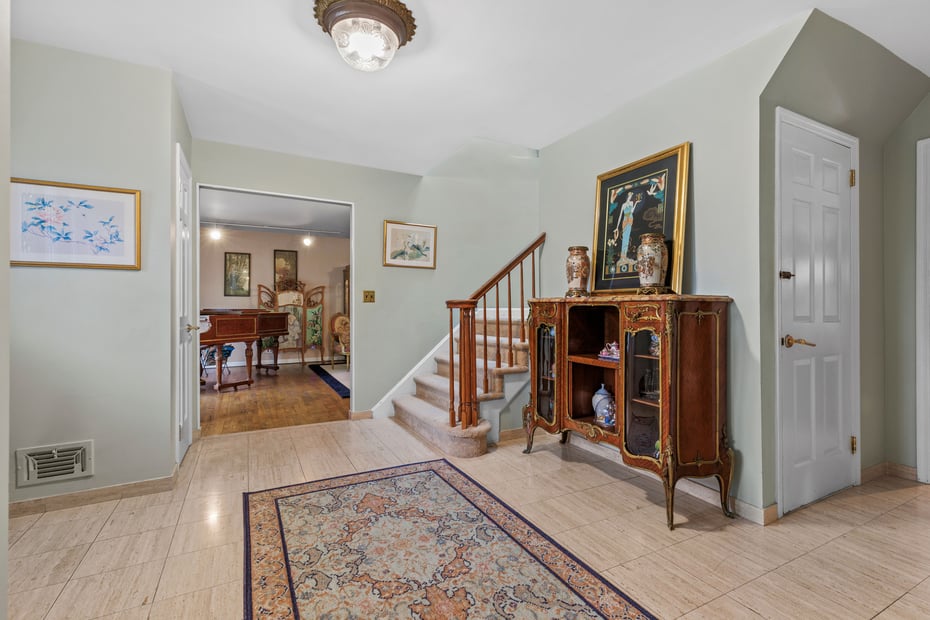 3 Penny Lane Photo 3