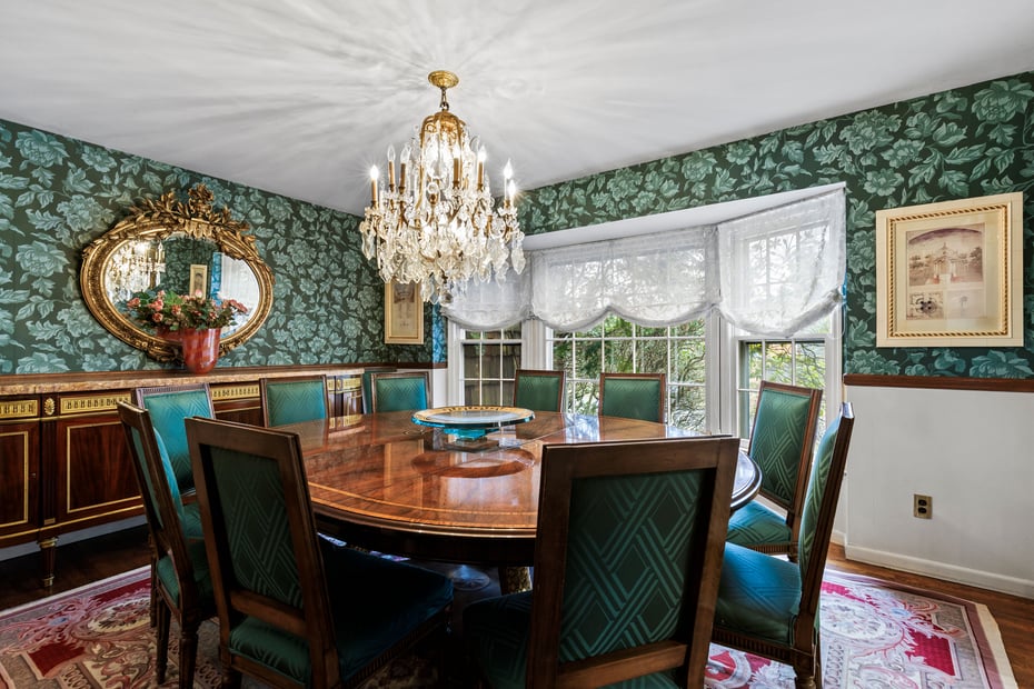 3 Penny Lane Photo 4