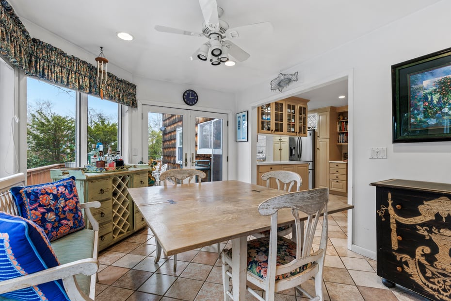 3 Penny Lane Photo 10