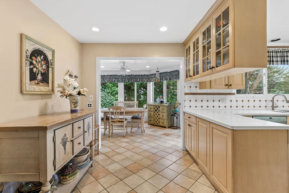 3 Penny Lane Photo 8