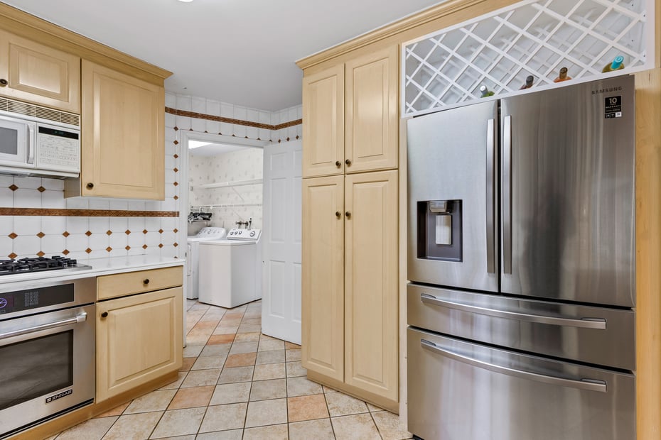 3 Penny Lane Photo 12