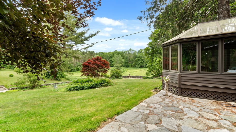 2507 State Rd Photo 8