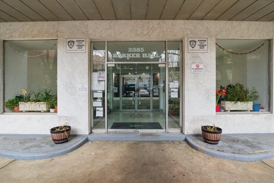 2385 Barker Avenue  #6S Photo 1