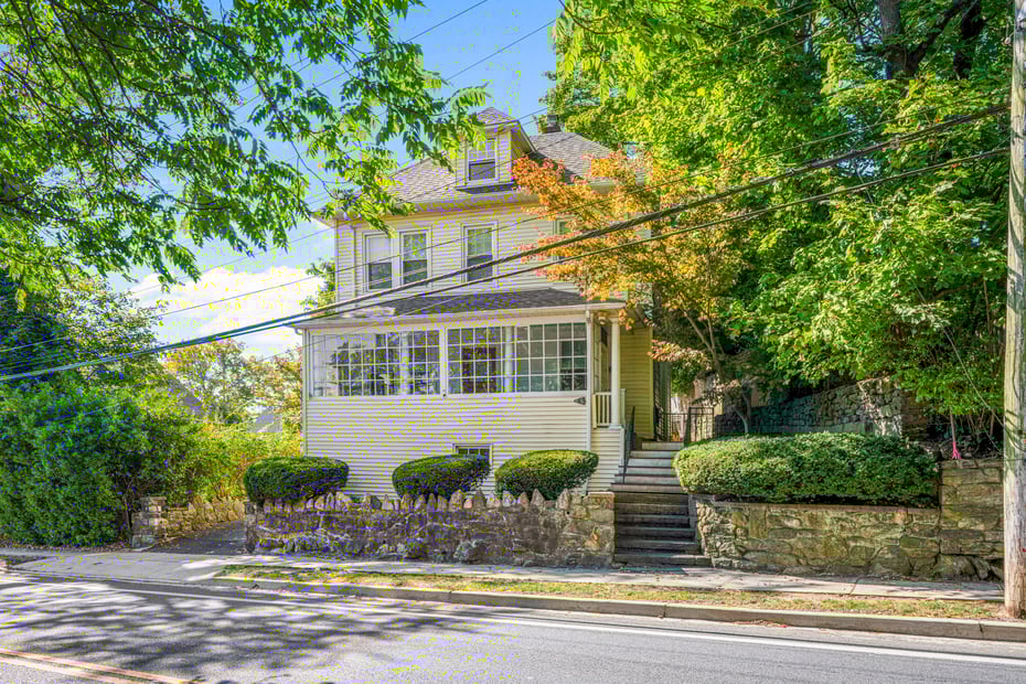 49 Weaver Street Photo 1