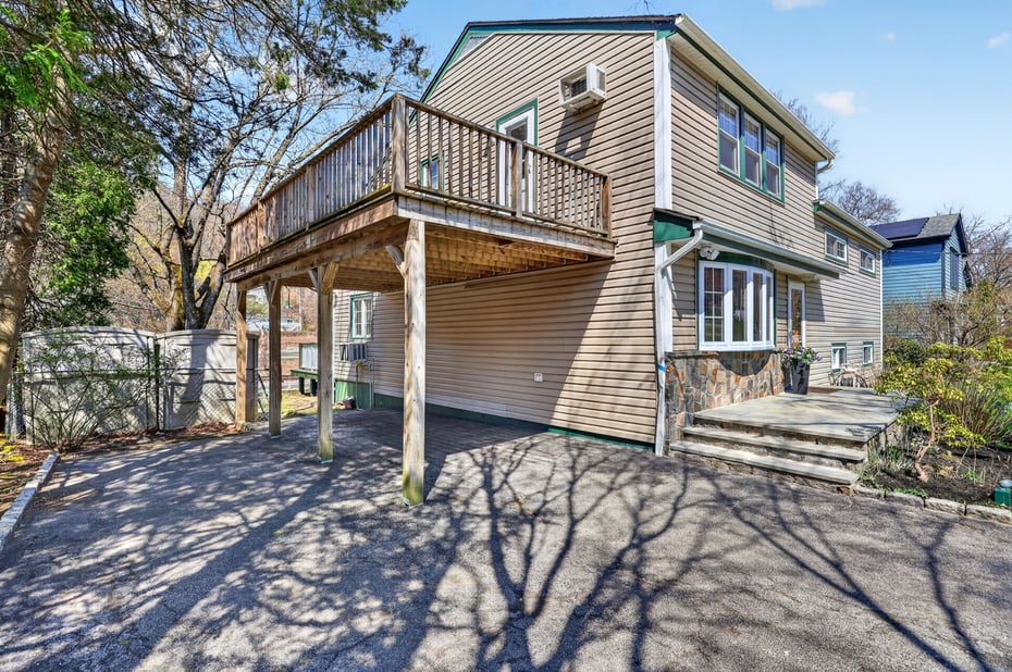 606 Washington Avenue Photo 4