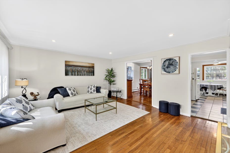 606 Washington Avenue Photo 9