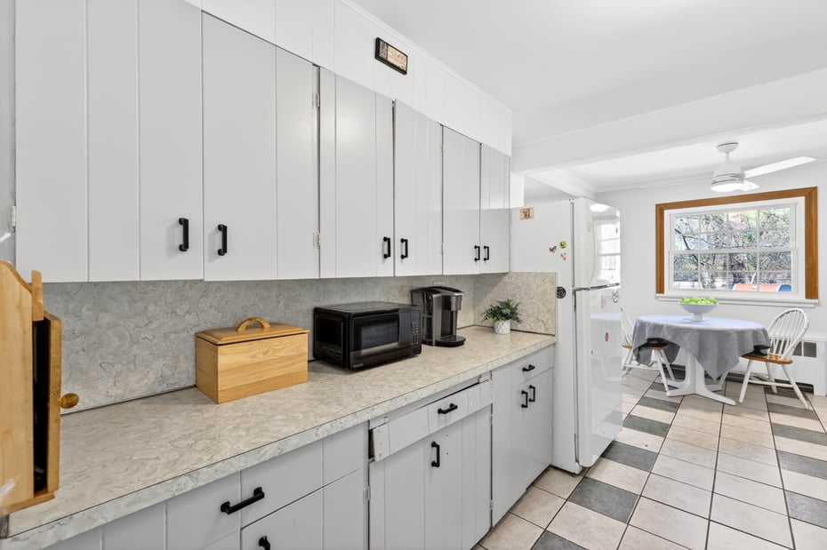 606 Washington Avenue Photo 13