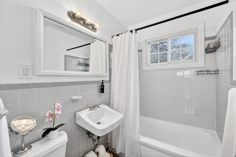 606 Washington Avenue Photo 19