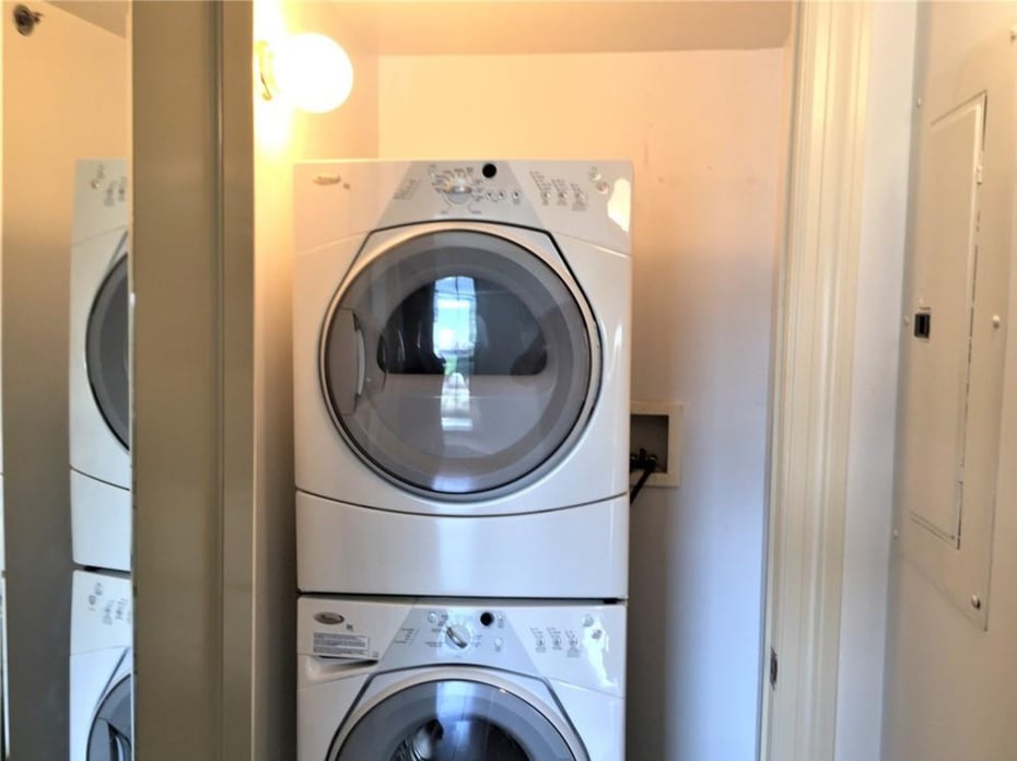 1 S Astor Street  #302 Photo 10