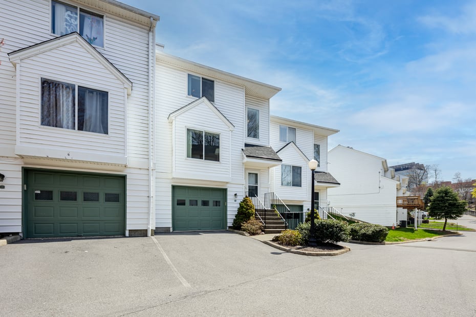 68 Virginia Avenue  #14 Photo 3