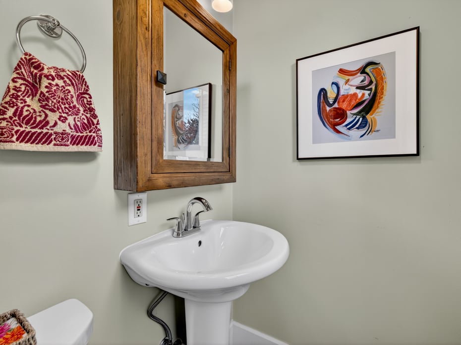 68 Ramsdell Street Photo 17