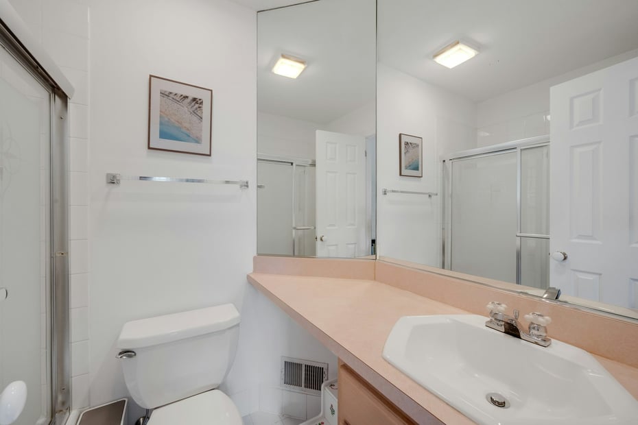 1403 Pondcrest Lane Photo 15