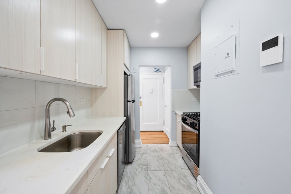 1 Elm Street  #5G Photo 4