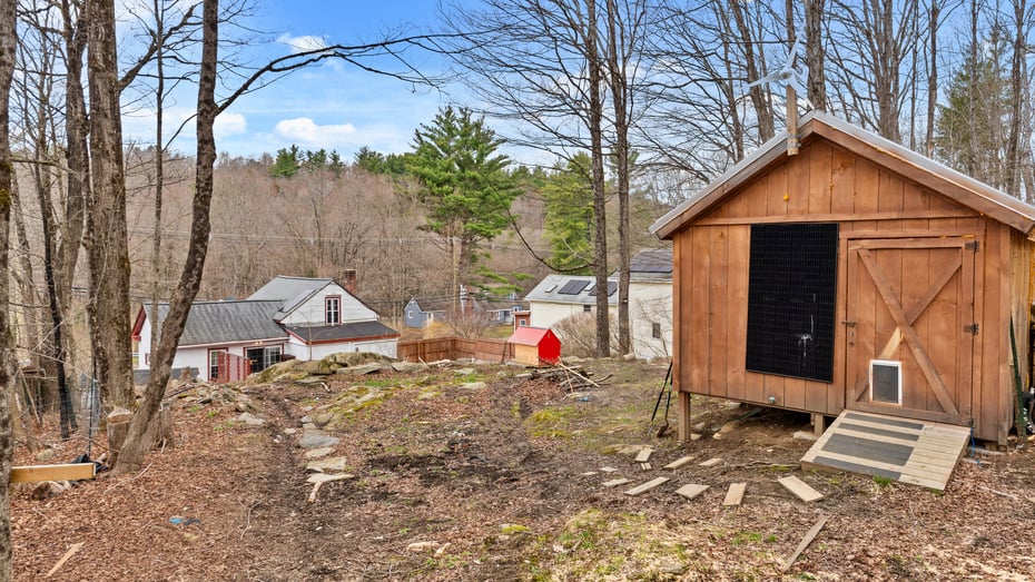 3186 Main St Photo 22