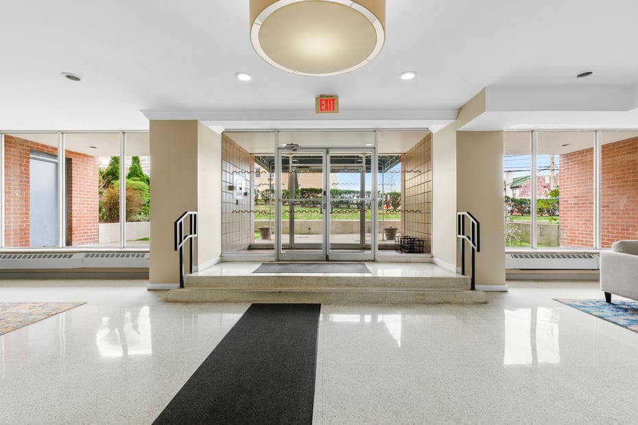 370 Westchester Avenue  #5C Photo 4