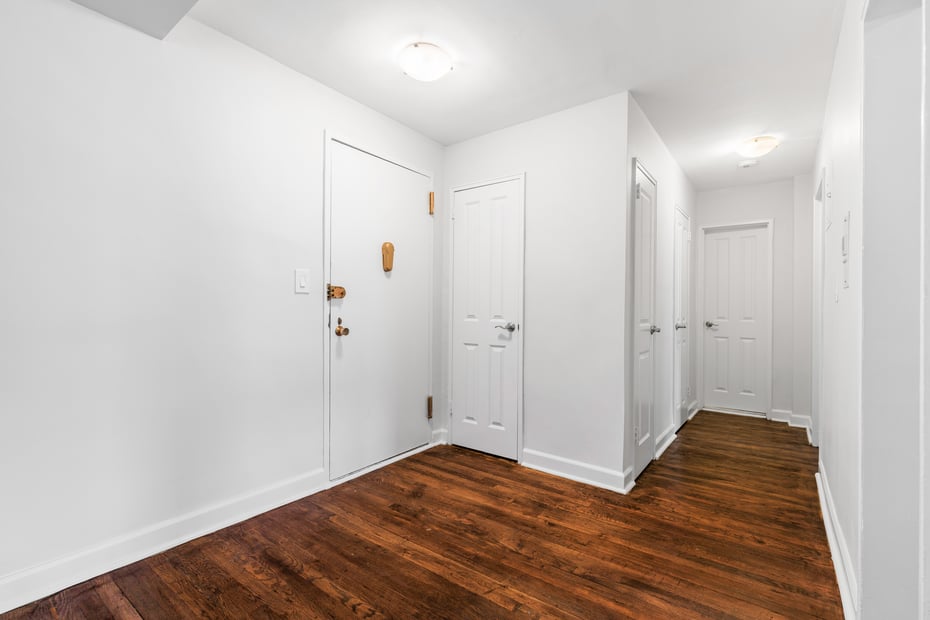 370 Westchester Avenue  #5C Photo 5