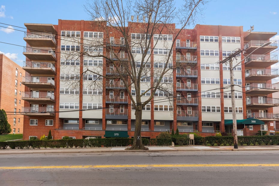 370 Westchester Avenue  #5C Photo 16