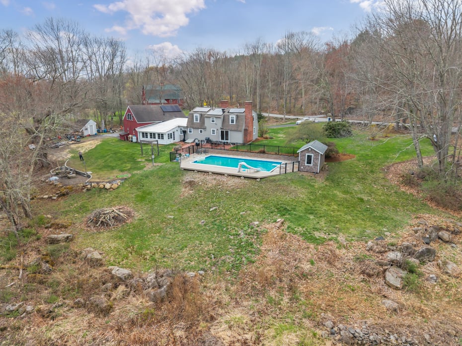 49 Upper Road Photo 9