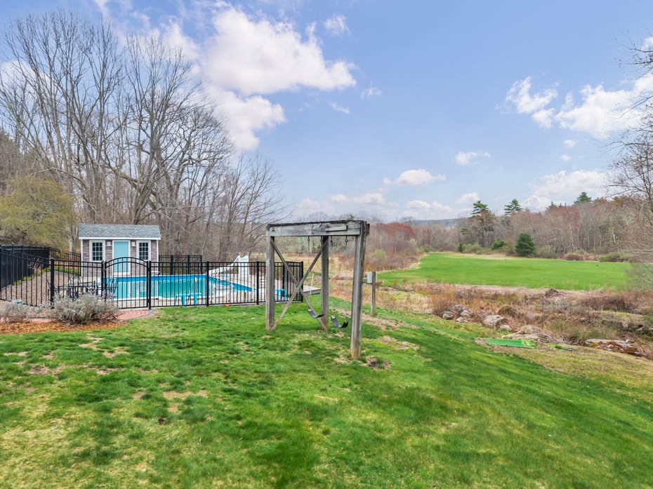 49 Upper Road Photo 13